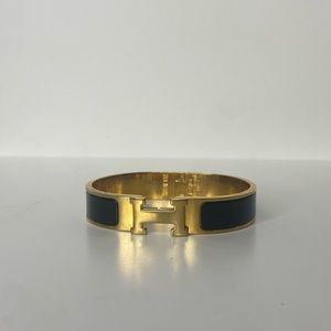 H bracelet